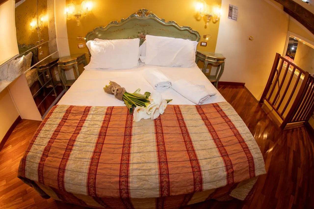 Ca Dell'Arte Bed & Breakfast Venice 3*,